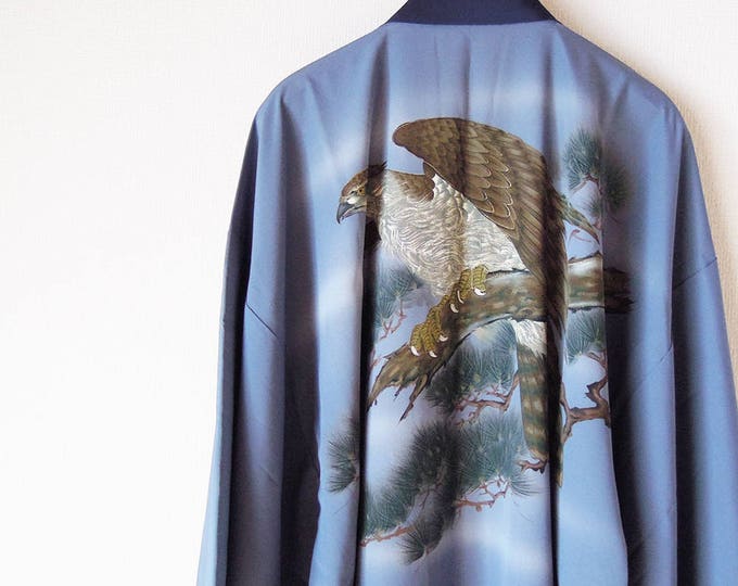 Vintage Japanese Men's Kimono / Hawk was drawn / Silk Gown / Juban