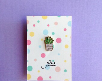 Enamel pin - succulent - little plant