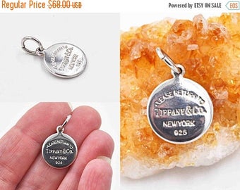 ON SALE Vintage Tiffany and Co. Sterling Silver Charm, Please Return To, New York, Tag, Pendant, Round, 925 Silver, Designer, Nice! #b991