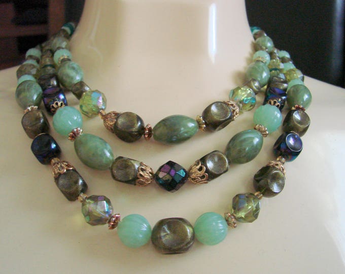 Vintage Faux Jade Bead Bib West Germany Necklace / 1960s Green Bib Necklace / Jewelry / W Germany / Western Germany