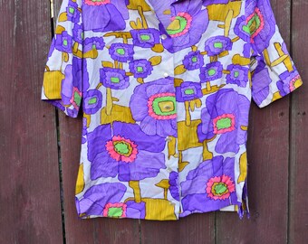 1960s,funky,Floral disco,shirt,Pykettes,Bright,Neon,Flowers,Hippy,Psychedelic,Abstract,Festival Clothing,Groovy,Short Sleeves,Buttons Up,S.M