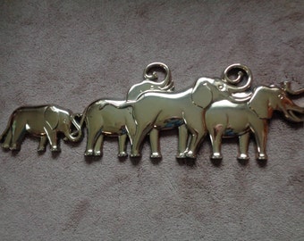 SYROCO Elephant Wall DECOR, Vintage Mid Century Wall Decor by Syroco, 1970s, Burnish Gold, Mid Century Modern, Hollywood Regancy Decor
