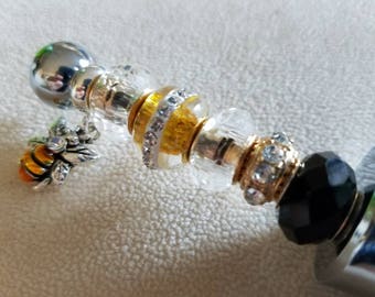 Bee Wine Stopper made with Beautiful Glass Yellow Bead with Bling, Clear and Black Beads and a DaVinci Gold and Black Bumble Bee Charm