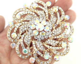 Round gold brooch | Etsy