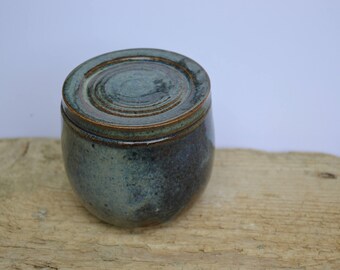 Ceramic Butter Dish 8 - french Butter Keeper - french Butter Dish - Ceramic Butter Keeper - butter dish with water - Water botervlootje