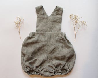 Handmade linen romper. Unisex romper. Unisex baby clothes. Striped grey romper. Toddler romper. Summer romper. Unisex linen romper.