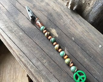 Peace sign clip / Crystal roach clip / Gemstone bracelet fastener / Festival accessories