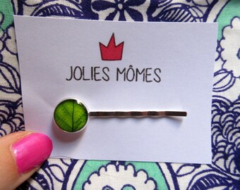 LEAF HAIR CLIP - Green hair clip - green leaf Hair Clip - Spring Autumn - Woodland Accessory - Wedding - Nature - girl gift