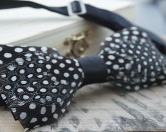 Guniea Feather Bow tie