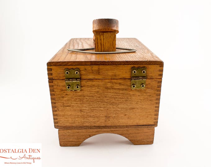 Vintage Shoe Shine Box | Griffin Shinemaster Kit | Finger Jointed Oak Chest