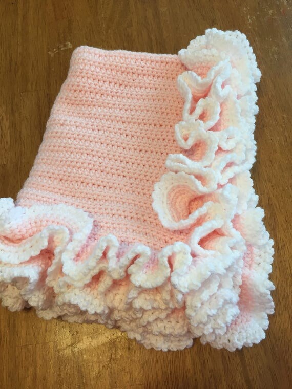 crochet-ruffled-baby-blanket