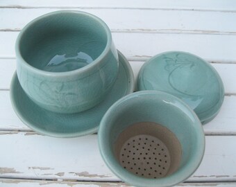 GREEN Vintage JAPANESE TEA Cup Set=Asian Pottery Tea Cup With Infuser Plate Lid=Beautiful Asian Ceramic Tea For One Set=Japanese Sake Cup.