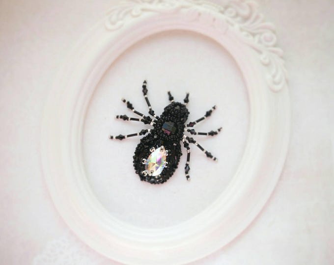 Brooch-spider, brooch-insect, jewelry handmade. Handmade brooch, embroidery Brooch Beaded. Pin brooch gift Halloween