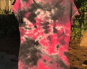 tie dye black and pink women's shirt