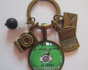 "I will be photographer" keychain, bronze
