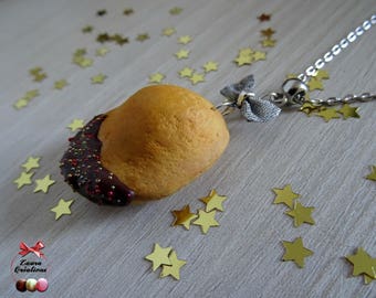 Necklace chocolate madeleine