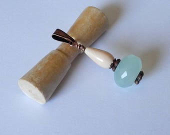 Nimlil 01 mixed M/F chalcedony conch copper metal pendant