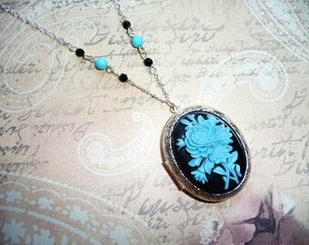 Necklace photo Locket cameo pink blue turquoise black Gothic Victorian black turquoise_medaillon vieilli_perle romantique_argente photo holder