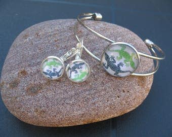 Set bracelet and earrings salamander