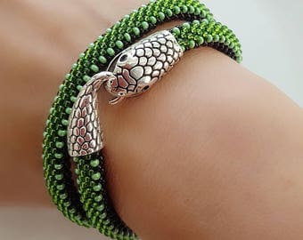 Snake-Snake bracelet-Beaded snake necklace-Snake jewelry-Green bead bracelet-Snake choker charm-Bead necklace-Crochet rope bracelet-Gift