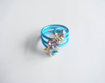 ring made of metal with aluminium wire