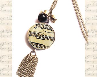 Printed NECKLACE old sheet music under glass dome