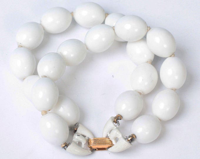 Crown Trifari White Bead Bracelet Two Strand Vintage