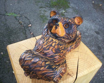 chainsaw carving bear lazy relaxing