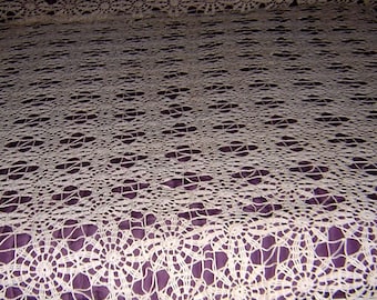 Emerald Canopy Hand-stitched Cotton Bedspread main image 1