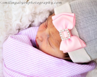 First Bow Newborn Hospital Hat White Bow tie Bow (newborn girl hat, newborn beanie, newborn hospital hat with bow, first bow)