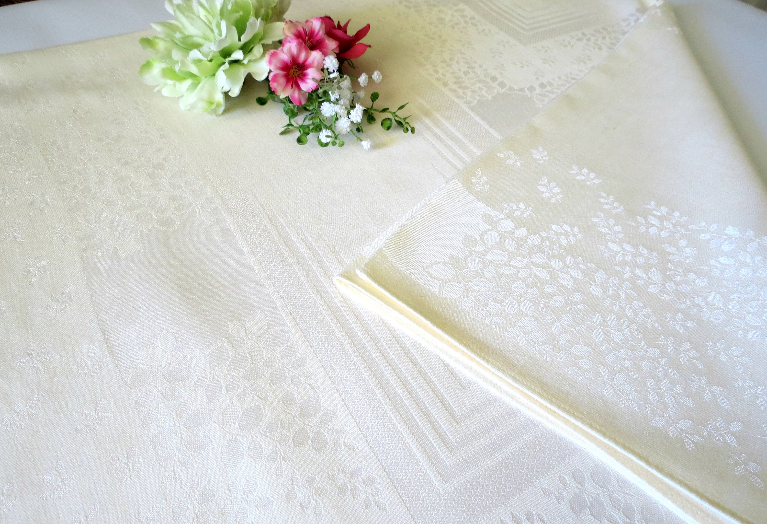Pale Yellow Damask Tablecloth Vintage Table Linens 50 x 49