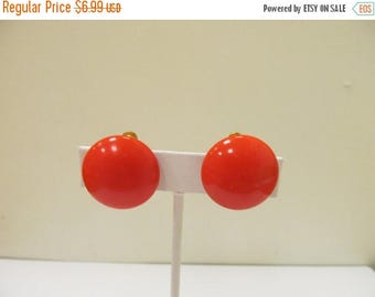 ON SALE Vintage Orange Plastic Disc Earrings Item K # 1593