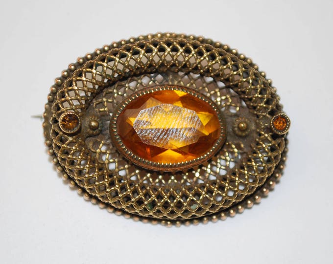 Czech Brooch - Gold Filigree Gilt Brass - Amber citrine Glass Pin