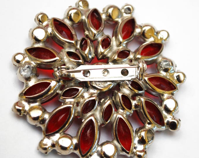 Red Rhinestone Flower Brooch - red Crystal Glass Auroral borealis -Silver - Floral Mid century Pin