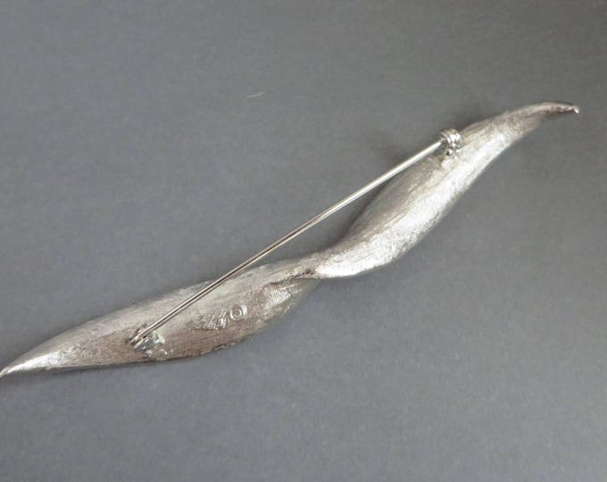 Coro Pegasus Leaf Brooch, Vintage Matte Silver Tone Wide Leaf Pin, Gift for Her