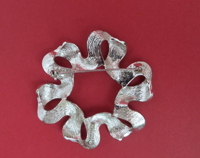 Sarah Coventry Ribbonette Brooch - Vintage 1970s Silver Tone Pin