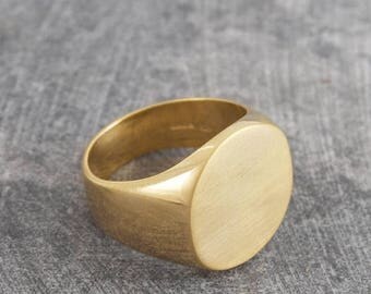 ON SALE NOW Signet Ring, Gold Ring, Mens Ring, Graduation Ring, Gold Signet Ring, Dad Gift, Round Ring, Classic Ring, Chunky Ring, Fathers D