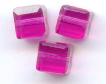 1 cube 8mm fuchsia swarovski crystal