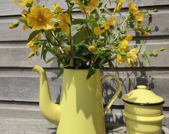 French Vintage, Enamel, Vintage Coffee Pot, Enamel Coffee Pot, French Enamelware, Yellow, Coffee table, French Country, Kitchenalia