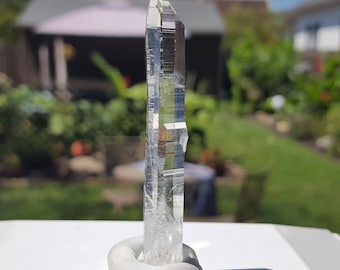 8gr Colombian lemurian light seed quartz crystal #133