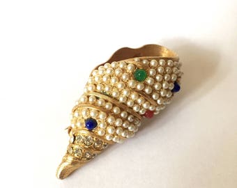 Vintage shell brooch, shell pin, pearl brooch, shell pearl brooch, shell jewelry, pearl jewelry, vintage shell pin, vintage pin, sea jewels