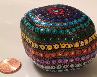 Mandala rock | Etsy