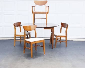 Danish Modern Dining Set ~ Mid Century Dining Table And Chairs ~ Walnut Clamshell Dining Chairs