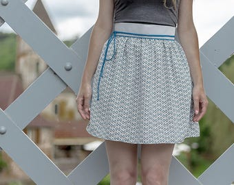 Jupe courte Lili bleue grise avec cordon bleu et zip short skirt with blue cord bohème hippie