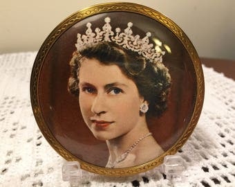 Queen elizabeth | Etsy