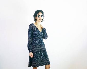 40%OFF VINTAGE PAISLEY Dress, 90s dresses, ethnic tribal dress, hippie gypsy dress, midi floral dress, long sleeves dress, size s m l
