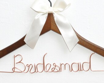 Bridesmaid gifts, Personalized Bridesmaid Hanger, Wedding hanger, Bridal Shower Gift, Custom Bridesmaid name hanger,Bridesmaid dress hanger,