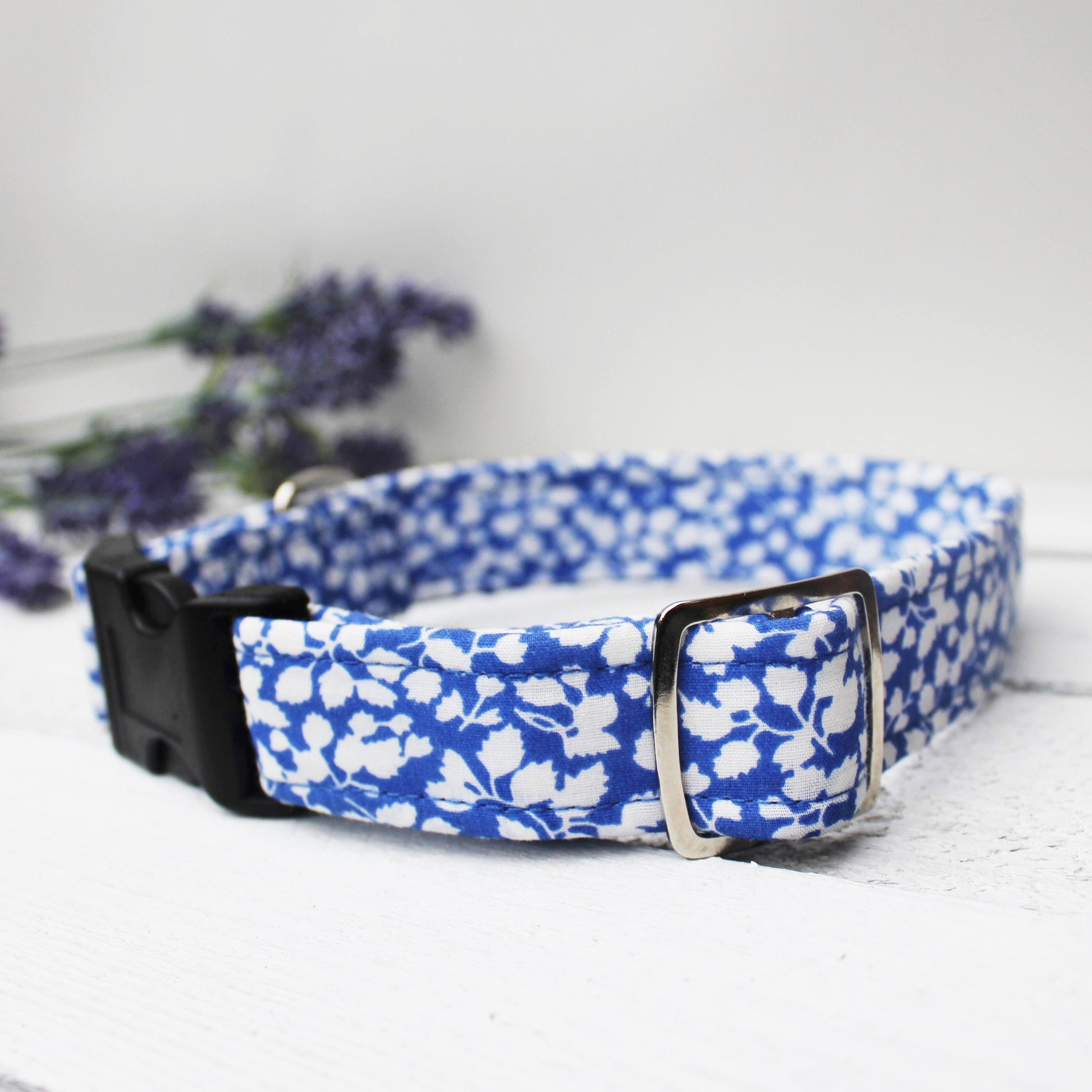 Dog Collar little blue leaves plastic or metal buckle in 6