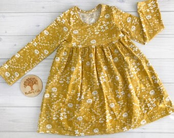 30% OFF!! Girls Floral long sleeve dress (size 2-8)
