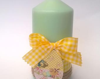 Candle light green Easter yellow gingham, 13 cm